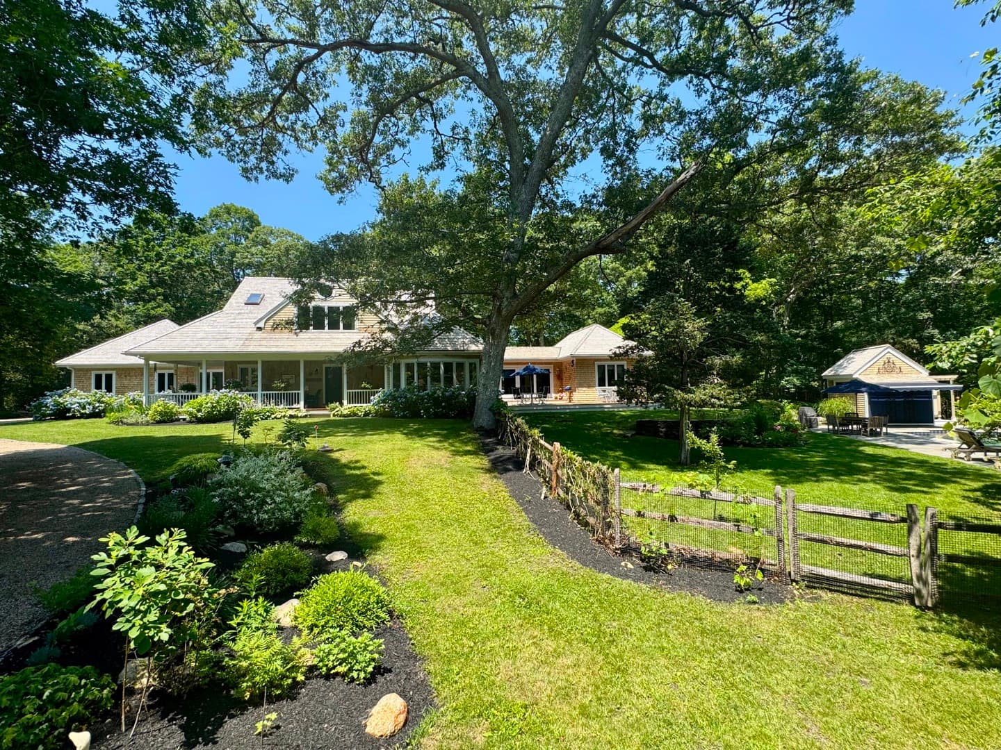 64 Christiantown Road